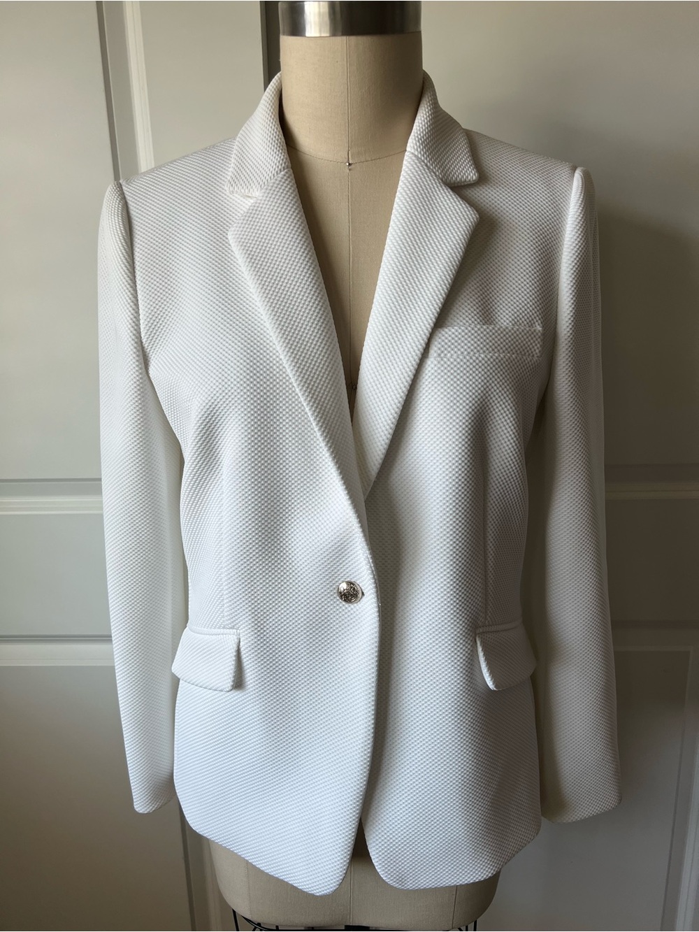Tahari ASL White Textured Single-Button Blazer